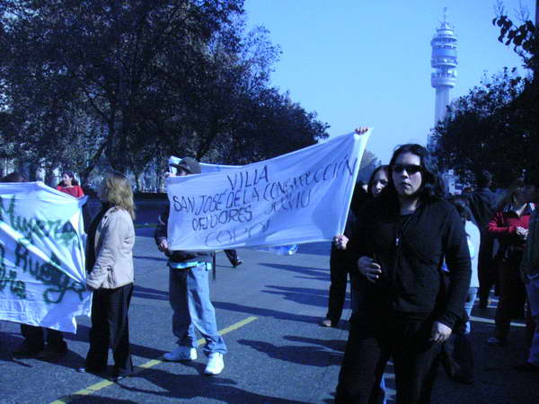 Toma de la Alameda frente al BancoEstado